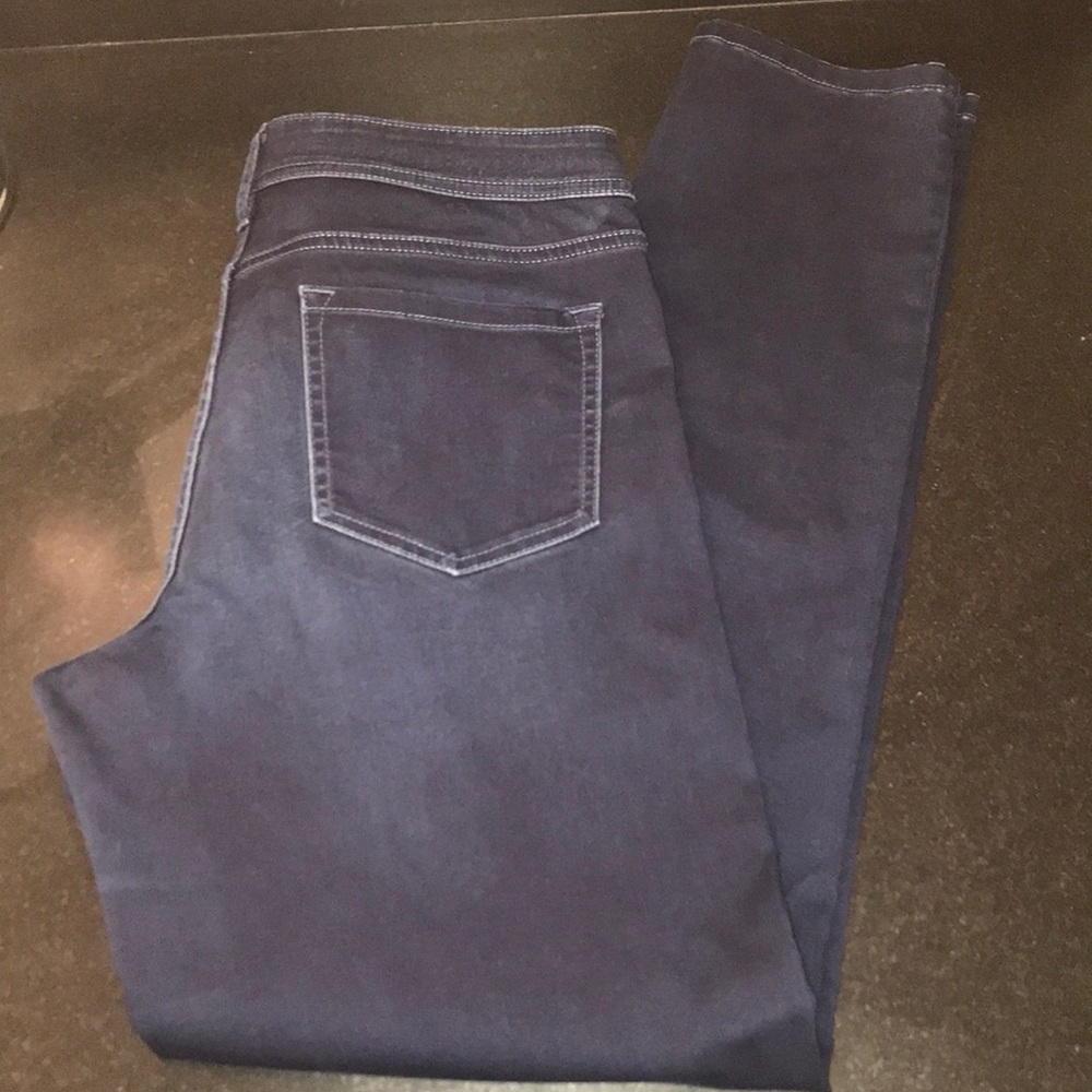 Tahari Stretch Denim Jean